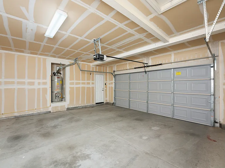 241 Picasso Cir — Photo 35