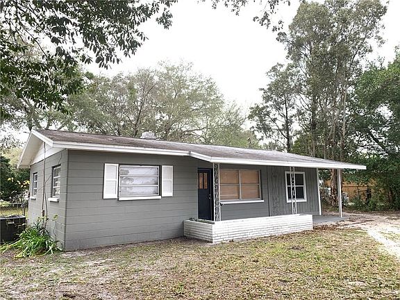 2nd image of 7018 Palmetto Ln