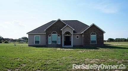 1855 sq ft and 21 x 24 detached garage on 2 acres
