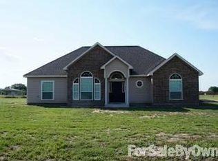 86 Stone Oak Dr, Inez, TX 77968