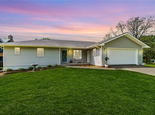 1718 Lake Viking Ter, Gallatin, MO 64640