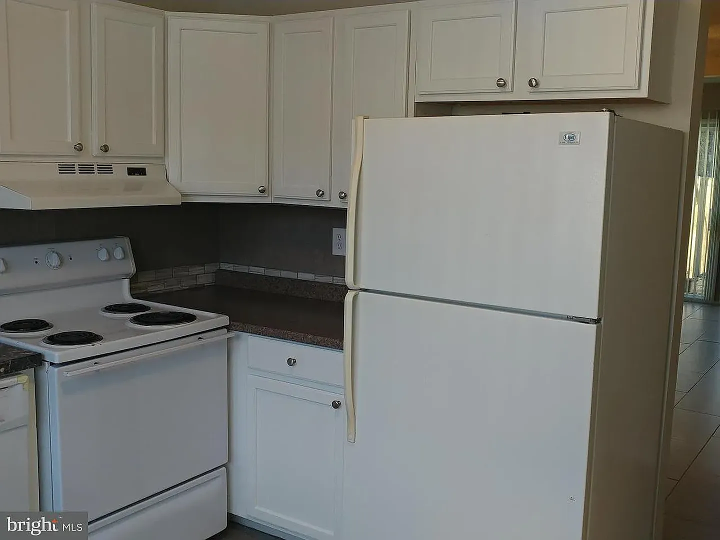 3 Bedroom 1.5 Bathroom Townhouse in Edgewood, MD — Photo 4