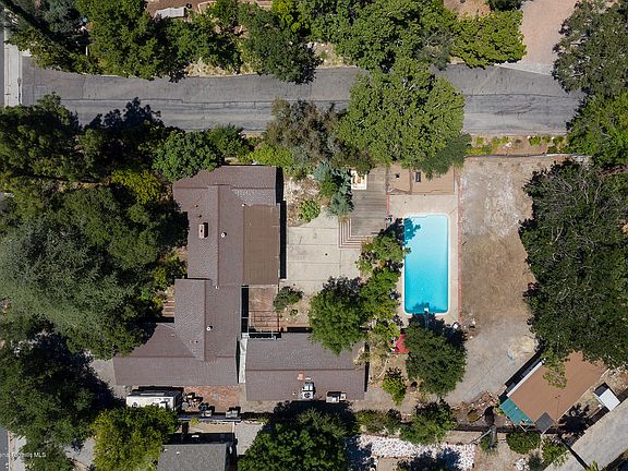 4th image of 513 Knight Way
