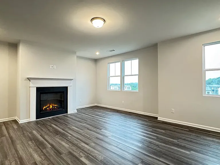 2711 Stream Valley Ln NW — Photo 3