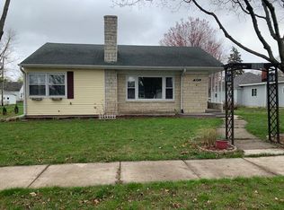 845 Woolf Ct, Rochelle, IL 61068