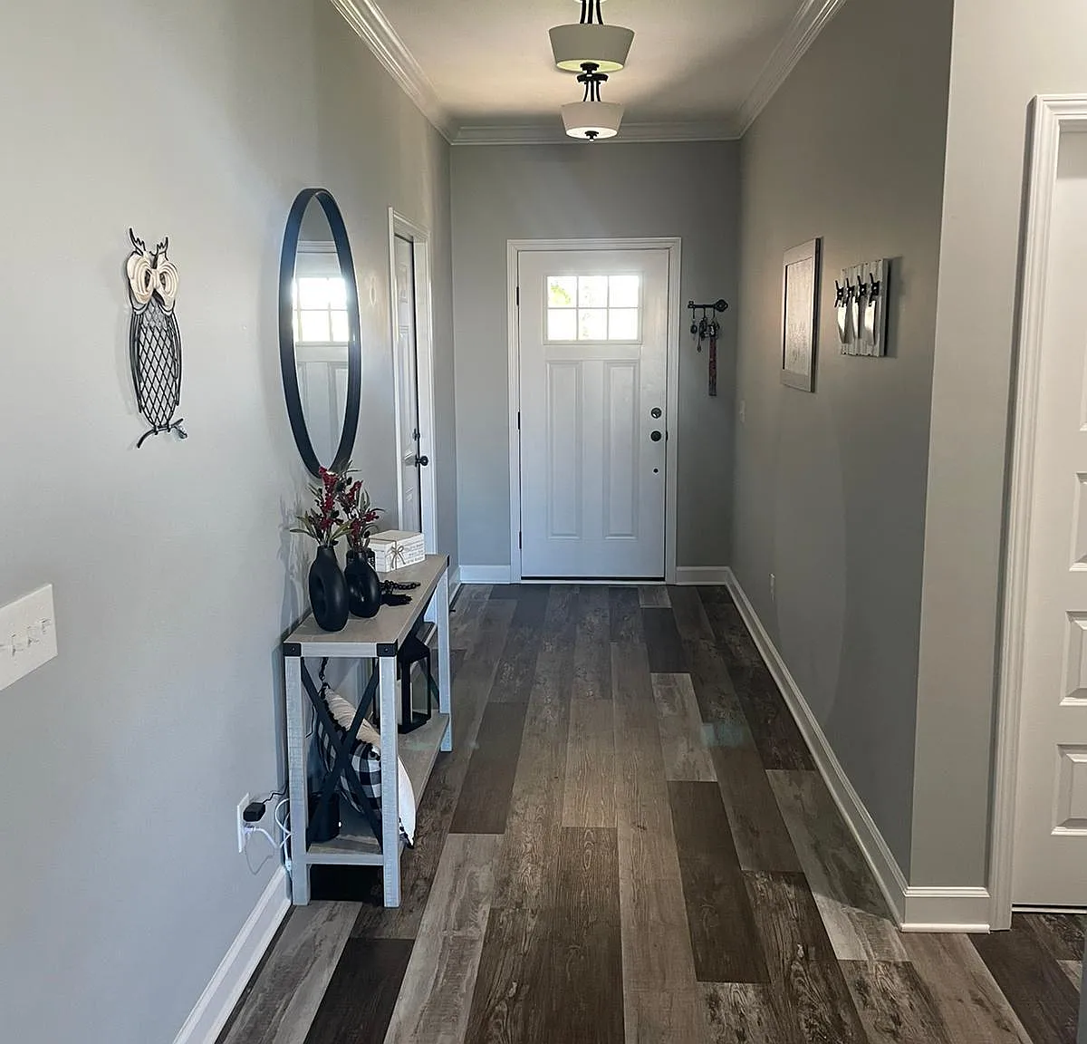 4 bed, 2.5 bath, 2150 sqft, $2,250 — Photo 3