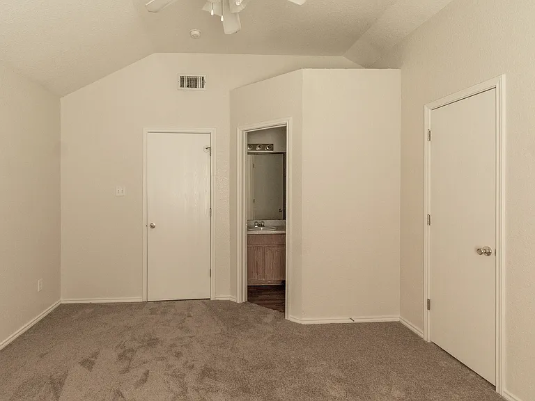 4101A Gus Dr — Photo 16