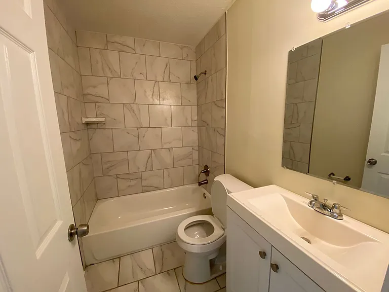 5971-5973 Peco Ln — Photo 4