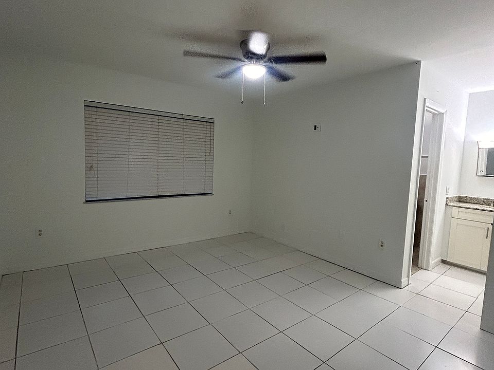 1st image of 5851 W 20th Ave #451