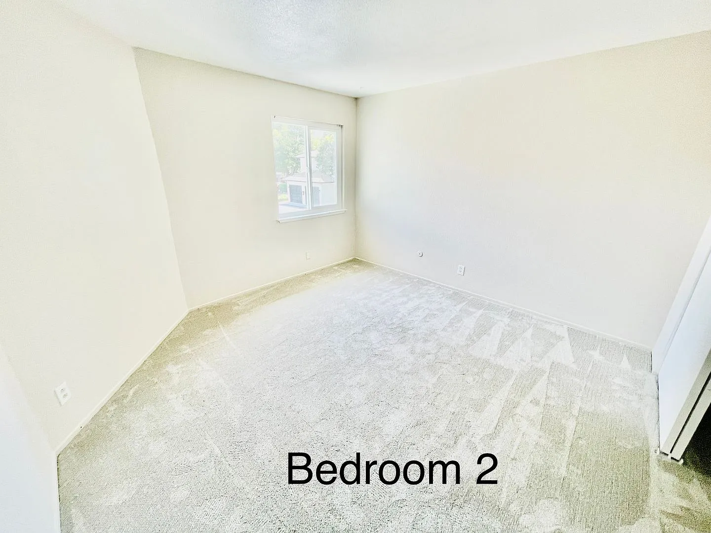 Sonata Apartments — Photo 2