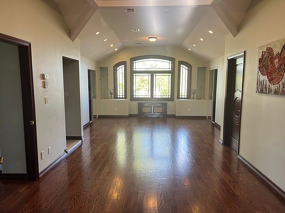 2nd image of 26 Falmouth St #3
