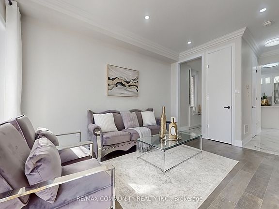 5th image of 1741 Fairport Rd #7