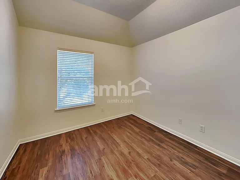 30 Huntington Bend Dr — Photo 17