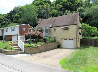 245 Northmont Dr, Verona, PA