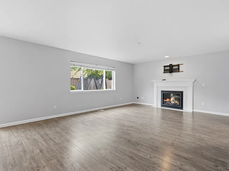 4236 Azalea Ave SE — Photo 5