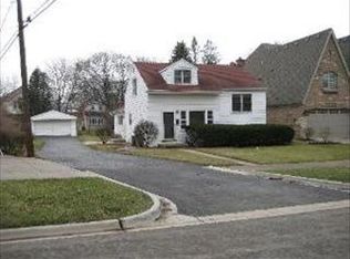 134 E Oneida Ave, Elmhurst, IL 60126