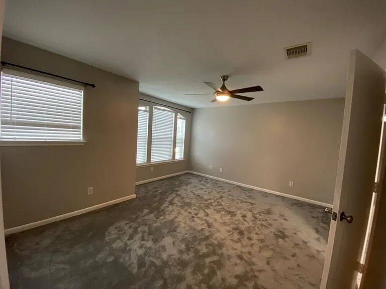 19154 Yellow Thrush Dr — Photo 10