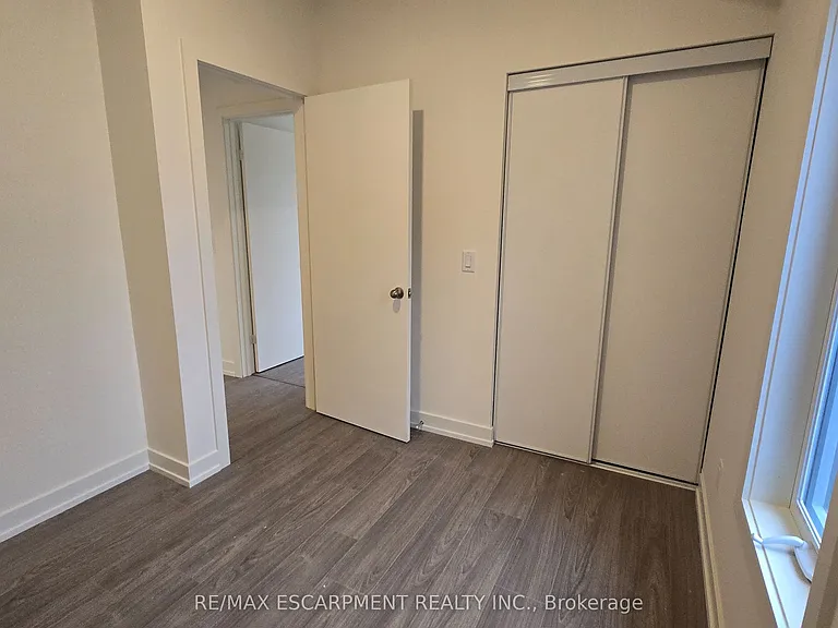 16 Melbourne Ave #210B — Photo 16