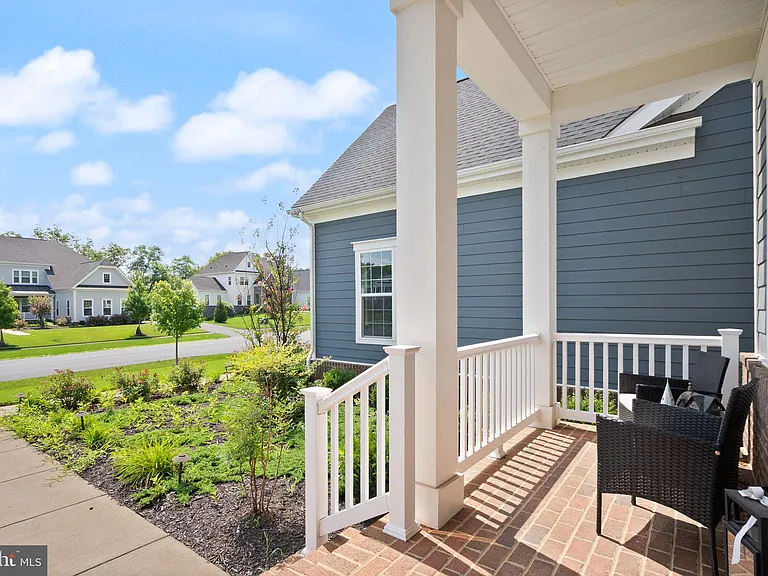 23297 Hastings Ridge Ct — Photo 23