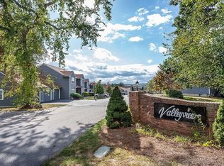 200 Heroux Blvd, Cumberland, RI 02864
