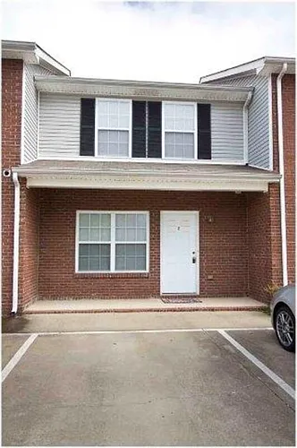 299-E4 Raleigh Dr #E4 Photo 1