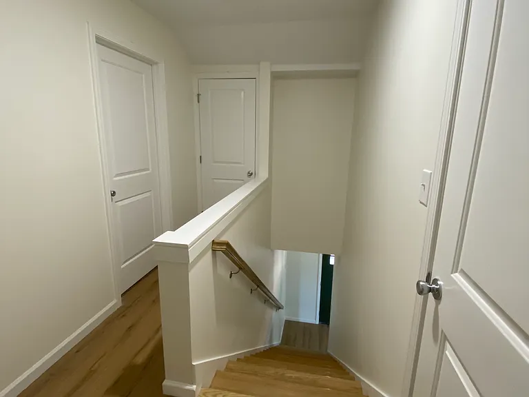 628 E Tombigbee St — Photo 3