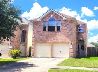 822 Forest Thicket Ln, Houston, TX 77067