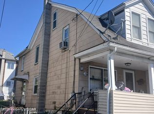 181 S Lee Ct, Hazleton, PA 18201