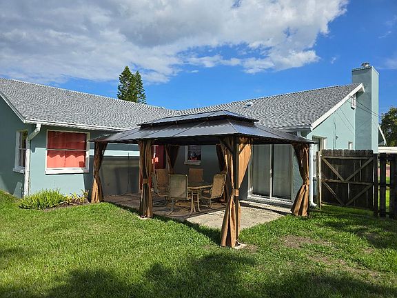 2nd image of 777 Robin Ave