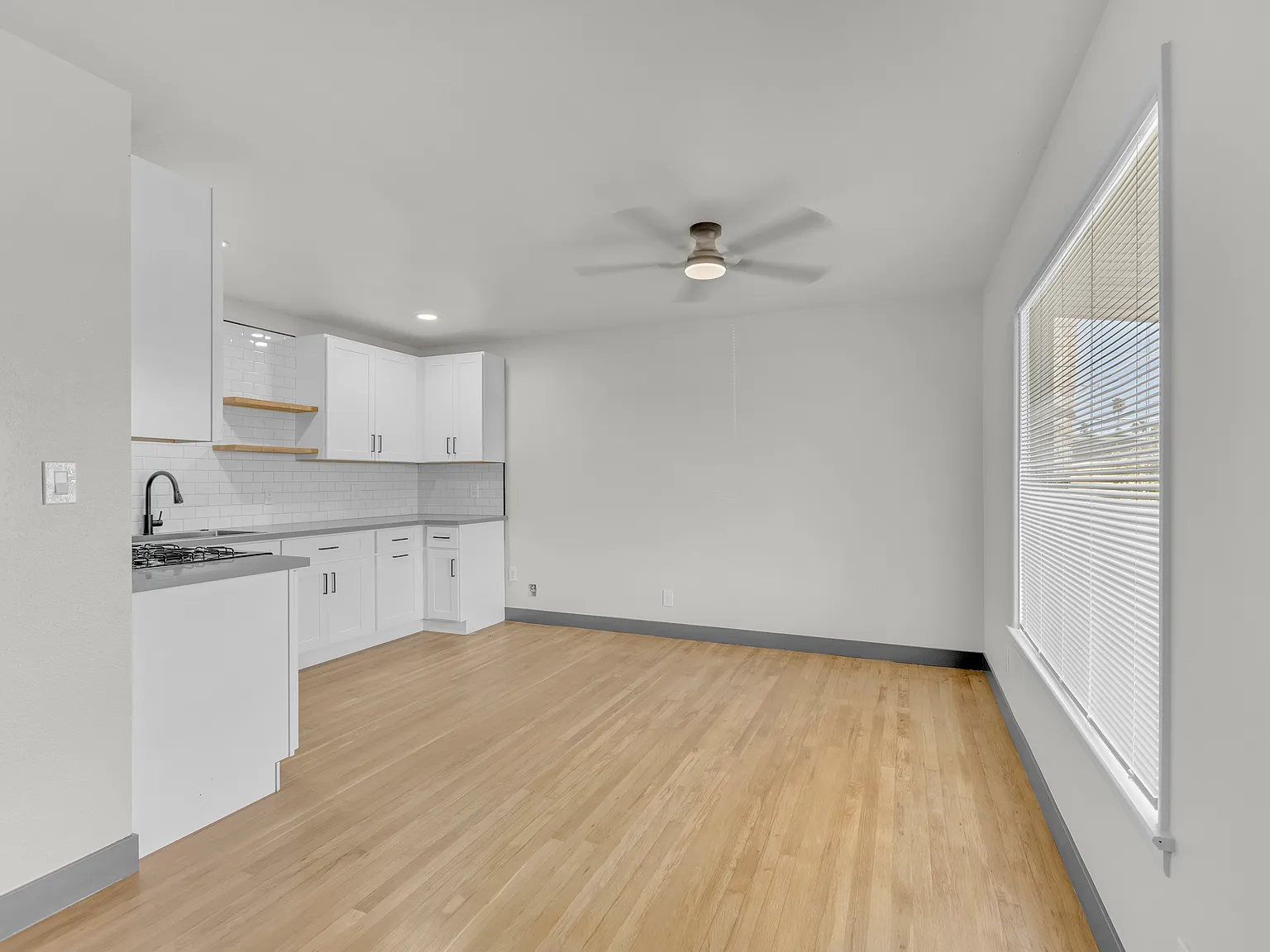 2 bed, 700 sqft, $1,700 — Photo 1