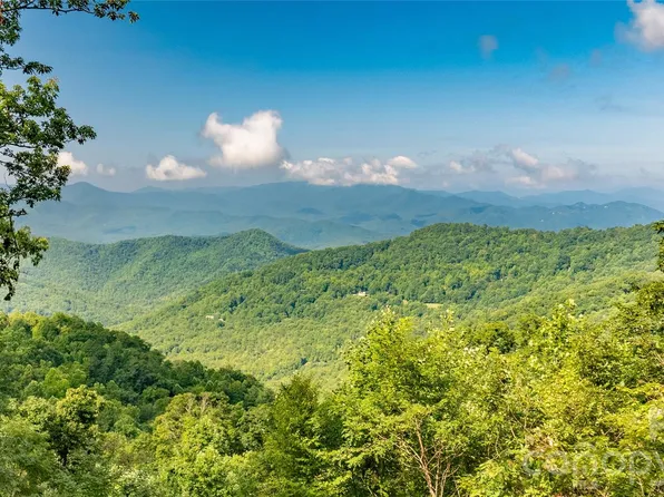 99999 E Alarka Rd, Bryson City, NC 28713