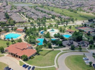 9101 Chardin Park Dr, Fort Worth, TX 76244