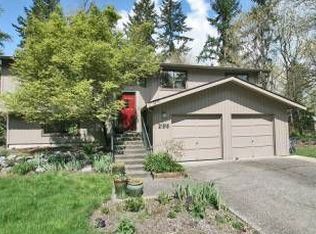21818 SE 1st St, Sammamish, WA