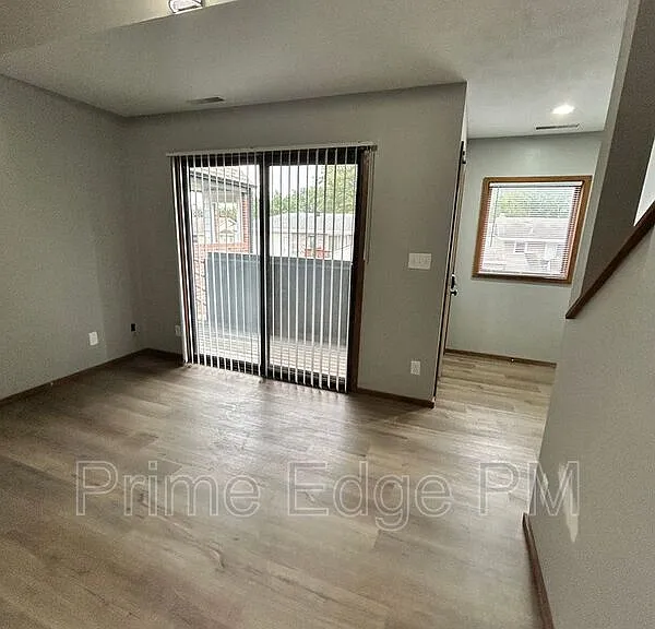 1701 Ridgehaven Ct #5 — Photo 4