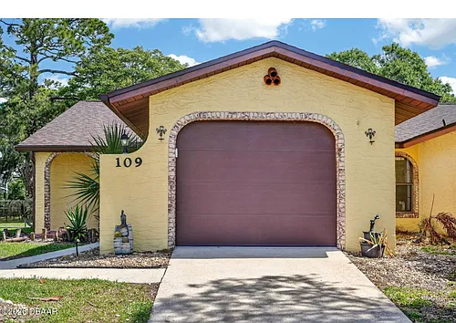 109 Shangri La Cir Photo 1