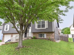 2926 Garland St, Leavenworth, KS 66048