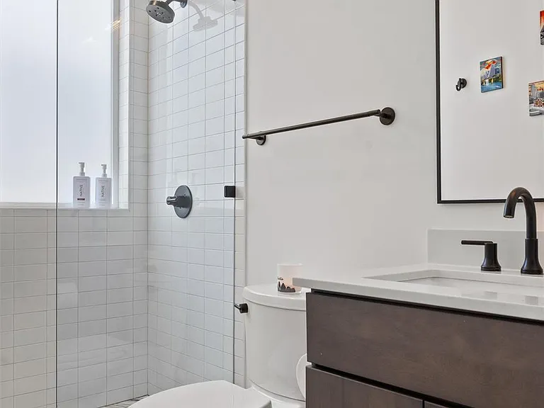4404 Mount Vernon Dr #B — Photo 28