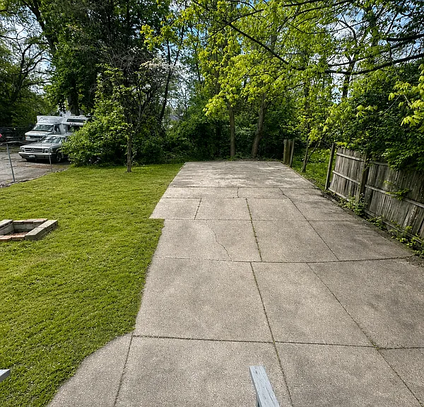 9814 Dunlap Ave — Photo 7