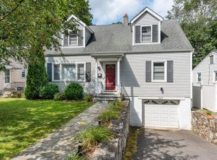 218 Spring St, Mount Kisco, NY 10549