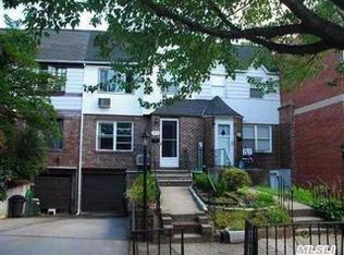 19818 30th Ave, Flushing, NY 11358