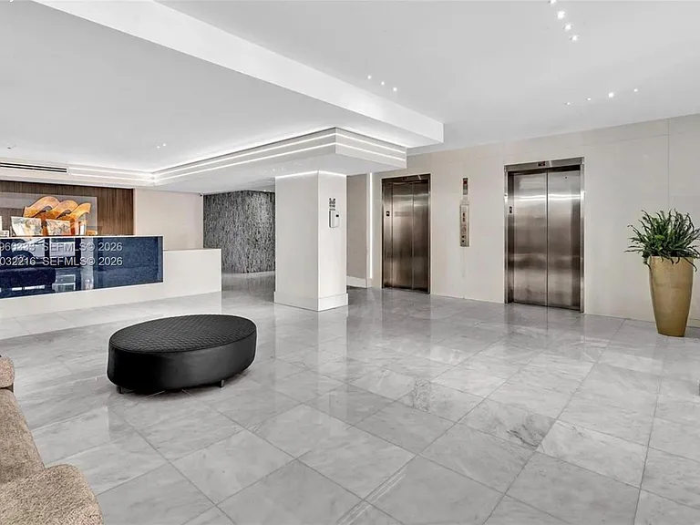 6423 Collins Ave #409 — Photo 44