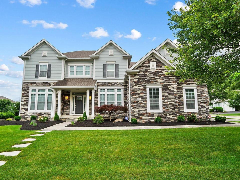 1st image of 2905 Highland Woods Blvd