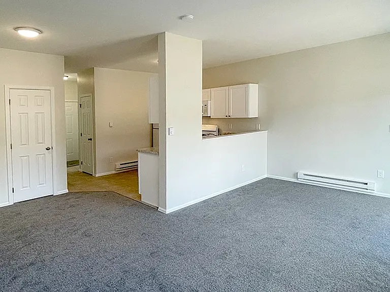 240 Chisholm Way — Photo 8