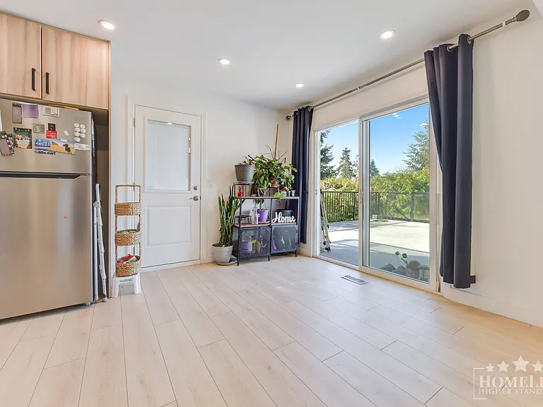 7437 Garfield Dr — Photo 21