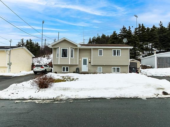 2nd image of 41 Rideout's Road