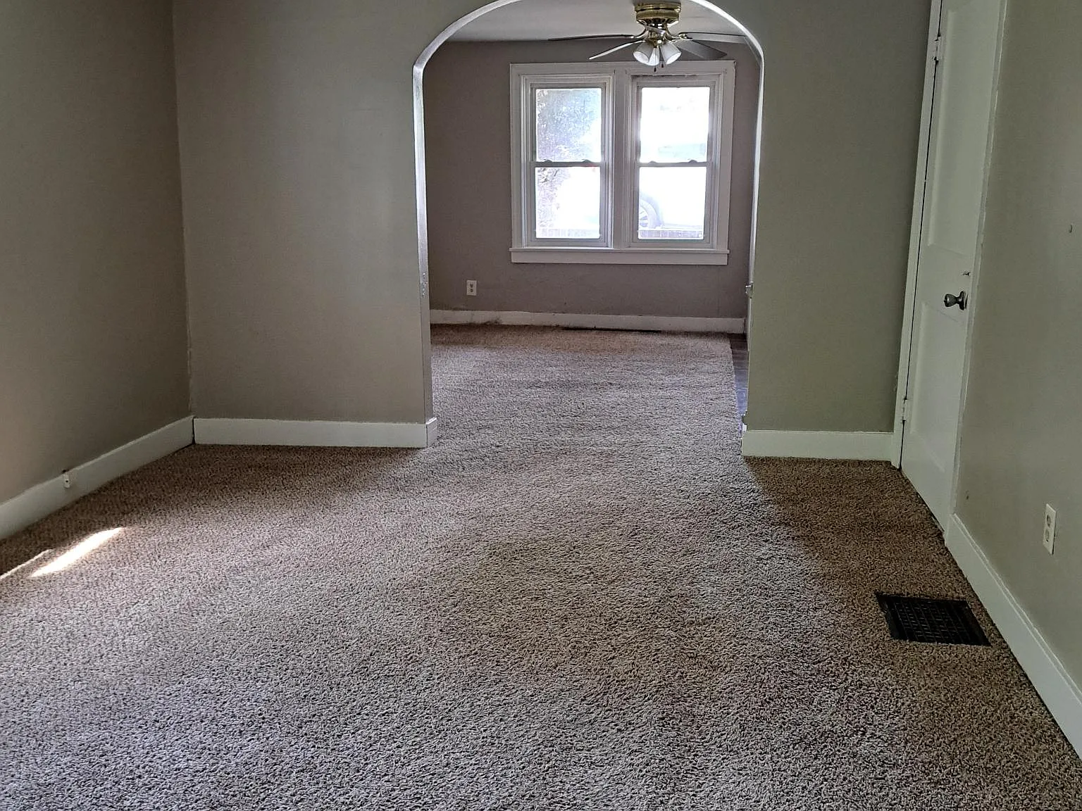 2 bed, $795 — Photo 3
