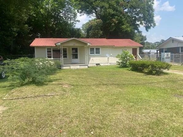 808 N Cleveland Ave, Adel, GA 31620