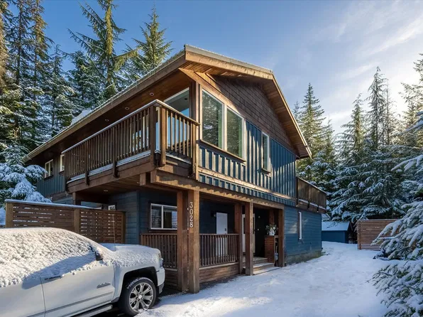 3028 Saint Anton Way, Whistler, BC V8E 0B8