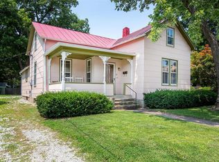 41 N 4th St, Ste Genevieve, MO 63670