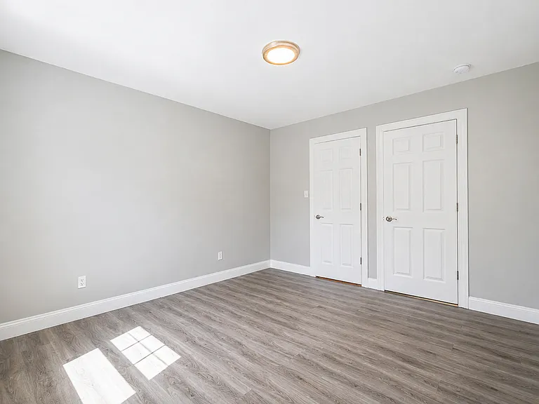 35 2nd St #1 — Photo 12